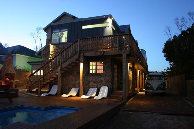 Funky Town Hotell Jeffreys Bay Exteriör bild