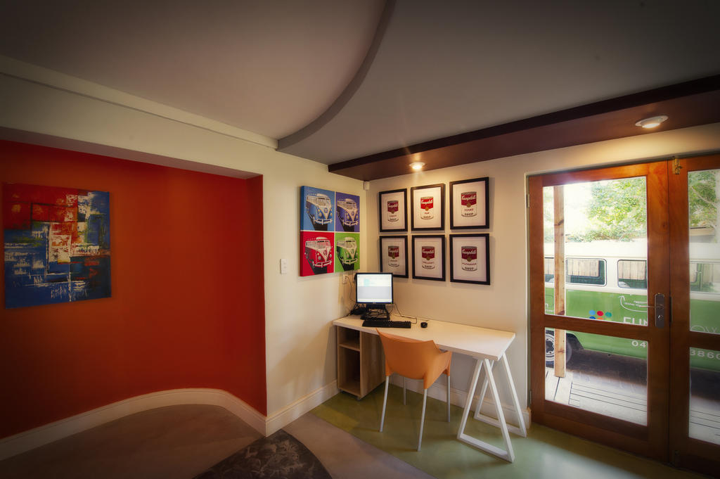 Funky Town Hotell Jeffreys Bay Exteriör bild