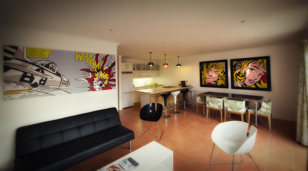 Funky Town Hotell Jeffreys Bay Exteriör bild